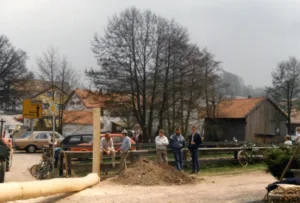 Maibaum aufstellen Ende der 80er